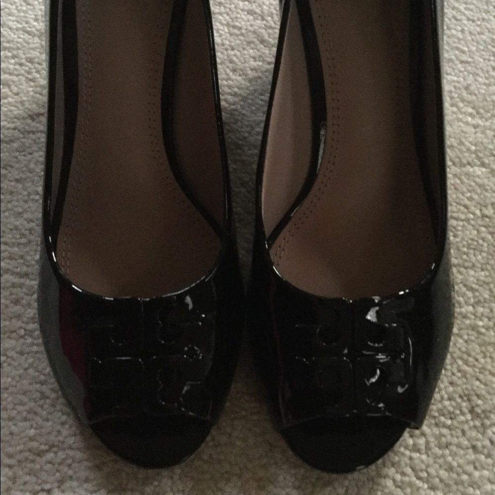 Very gently used Tory Burch wedges
